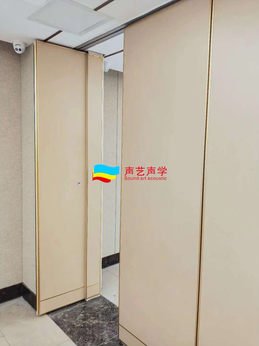 维也纳国际大酒店活动隔断应用案例